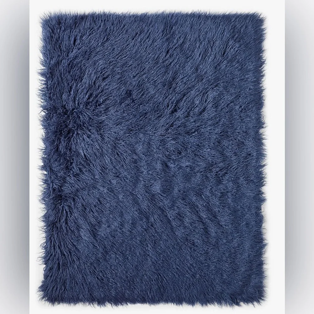 Pottery Barn Dorm Faux‎ Mongolian Fur Throw
